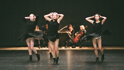  Anne Teresa de Keersmaeker . Opera Ballet Vlaanderen: Bartók / Beethoven / Schönberg