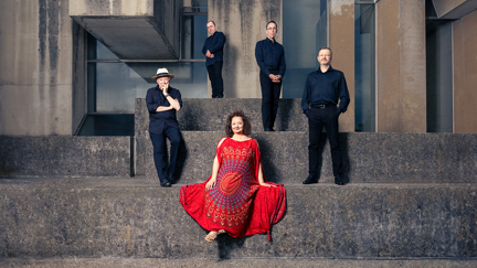 Tini Kainrath & Klezmer Reloaded Extended: Hits von Dylan bis Winehouse